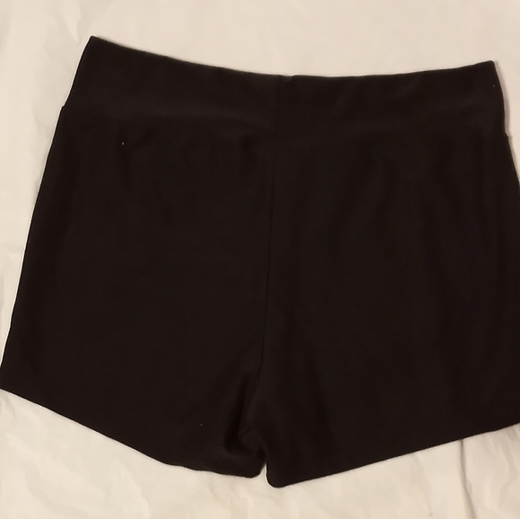 No Boundaries Pants - No boundaries shorts